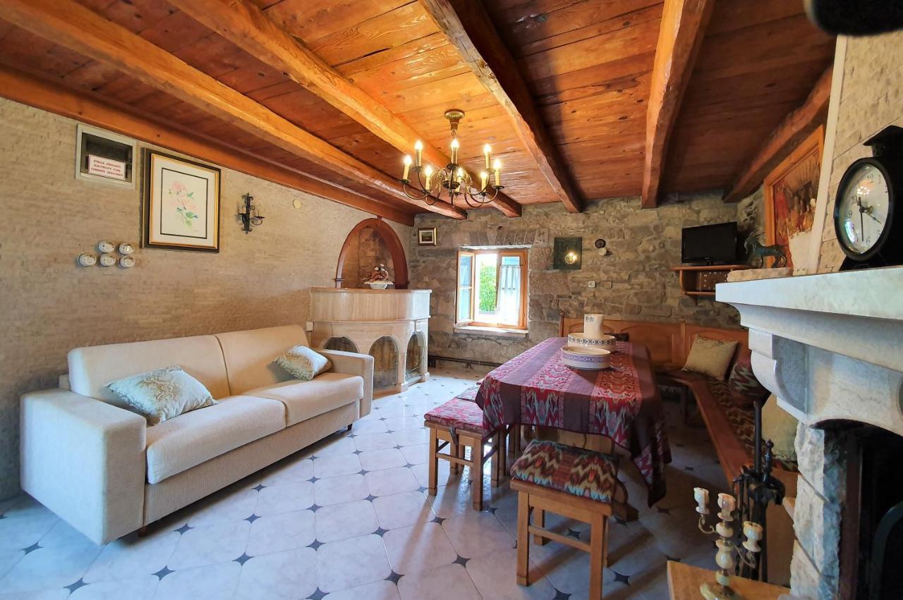 Casa Prodan Appartement Buzet Buitenkant foto
