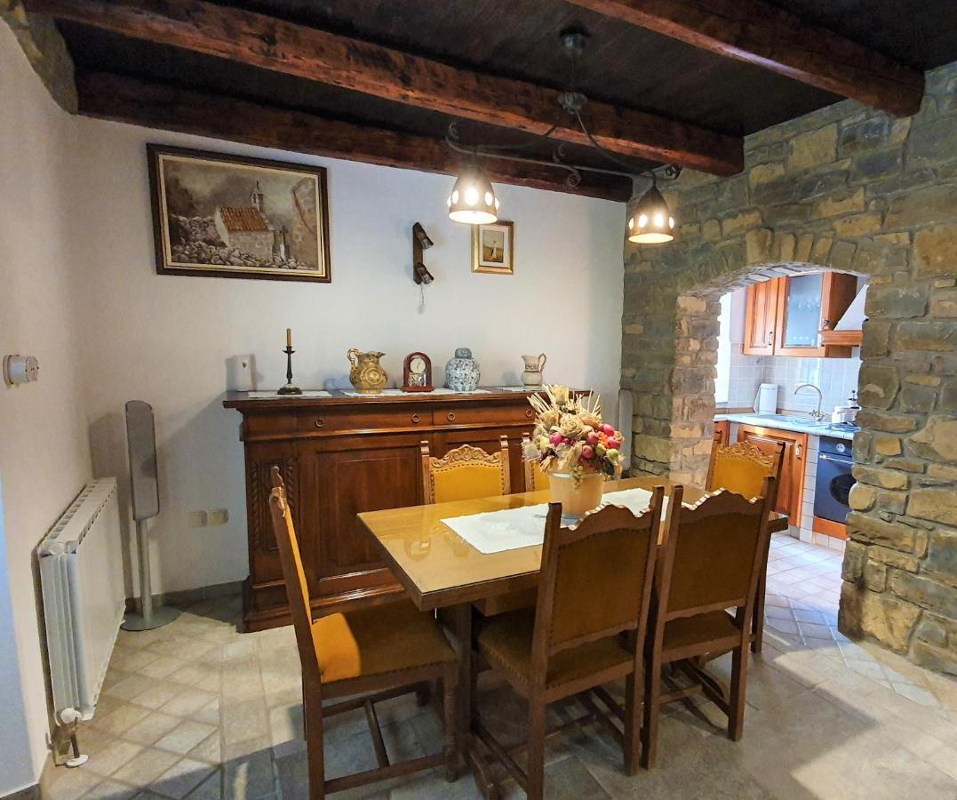 Casa Prodan Appartement Buzet Buitenkant foto